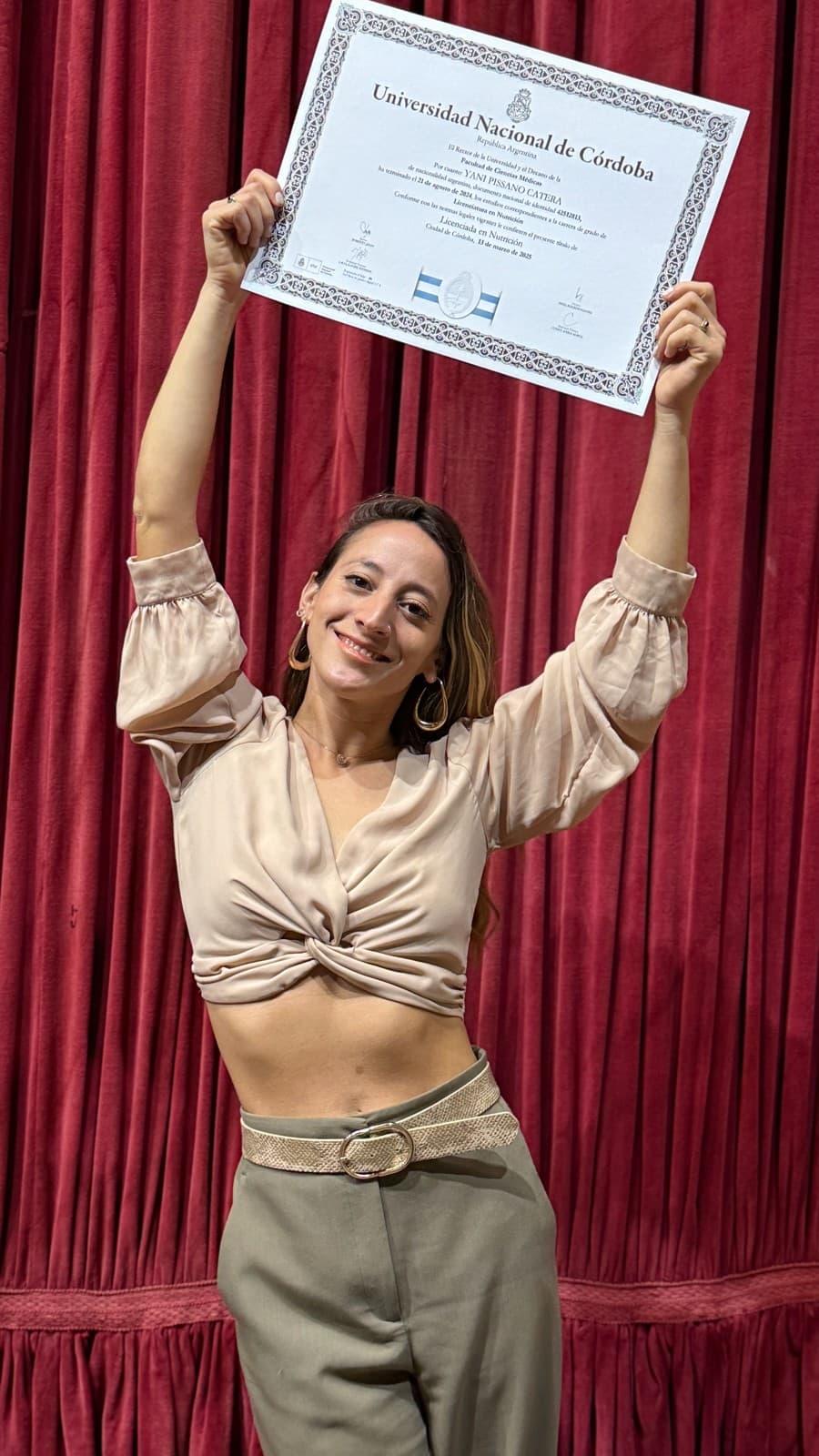 Yani, mi hermana, el día de su graduación como Licenciada en Nutrición